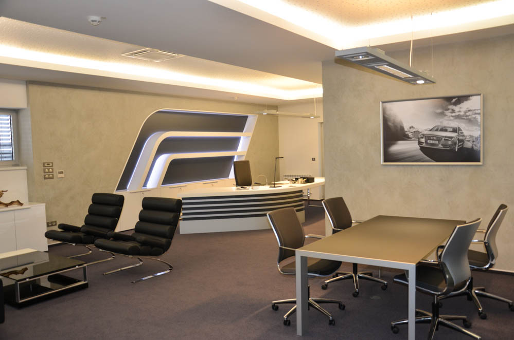 AUDI OFFICE